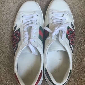 Gucci Snake Sneakers (White color)